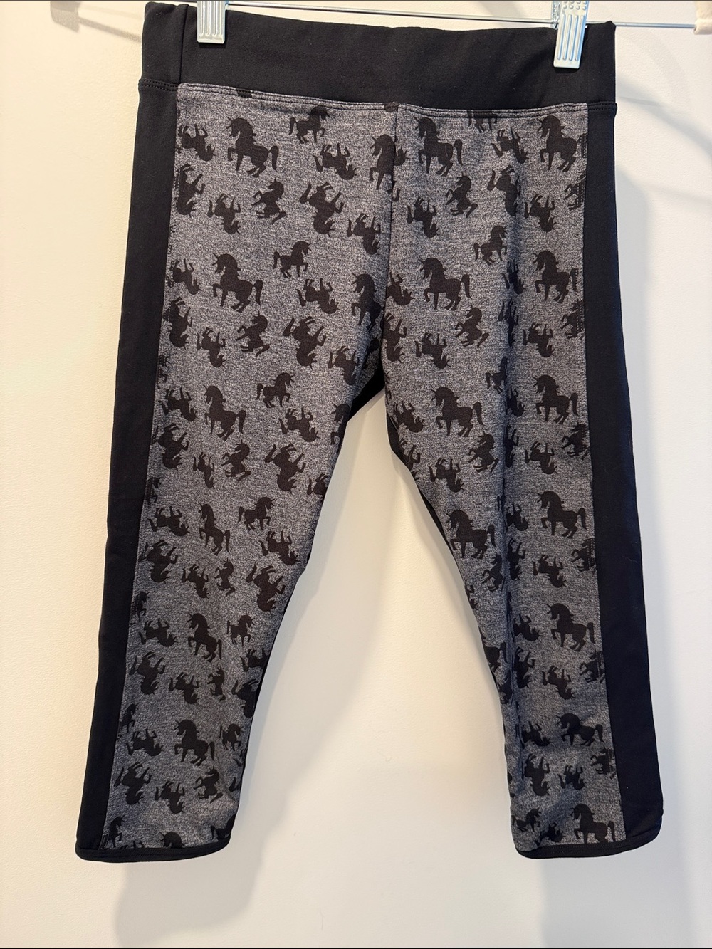 Lorna Jane Gray & Black Unicorn Print Leggings